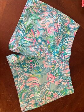 Lilly Pulitzer Blue, Pink & Green Printed Women's Shorts XL